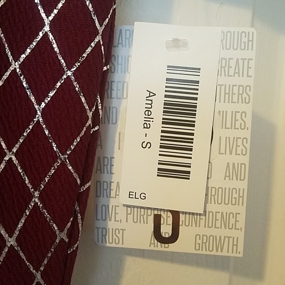 Lularoe Elegant Amelia - Picture 6 of 7